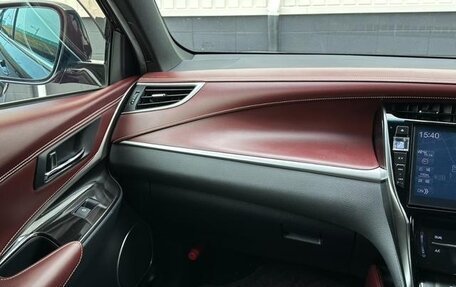 Toyota Harrier, 2020 год, 2 230 000 рублей, 11 фотография