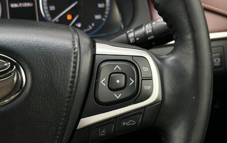 Toyota Harrier, 2020 год, 2 230 000 рублей, 18 фотография