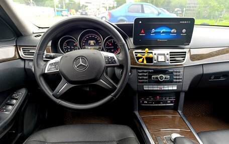 Mercedes-Benz E-Класс, 2013 год, 999 000 рублей, 4 фотография