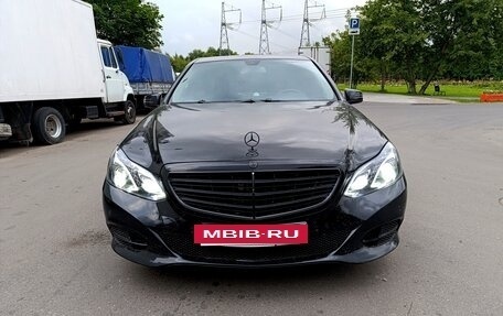 Mercedes-Benz E-Класс, 2013 год, 999 000 рублей, 2 фотография