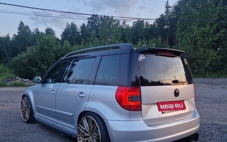 Skoda Yeti I рестайлинг, 2014 год, 1 750 000 рублей, 6 фотография