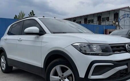 Volkswagen T-Cross I, 2022 год, 1 600 012 рублей, 6 фотография