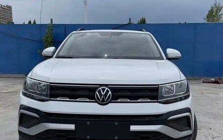 Volkswagen T-Cross I, 2022 год, 1 600 012 рублей, 3 фотография