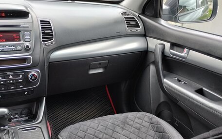 KIA Sorento II рестайлинг, 2013 год, 1 290 000 рублей, 8 фотография