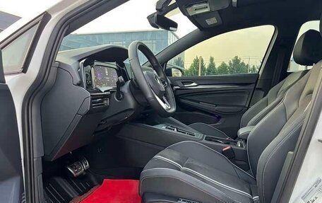 Volkswagen Golf VIII, 2023 год, 1 930 000 рублей, 9 фотография