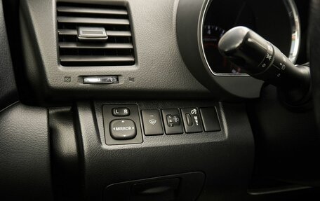 Toyota Highlander III, 2013 год, 1 740 000 рублей, 13 фотография