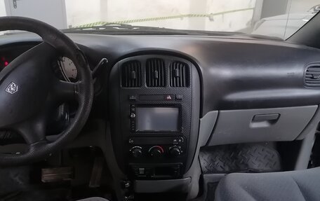 Dodge Caravan IV, 2004 год, 450 000 рублей, 11 фотография