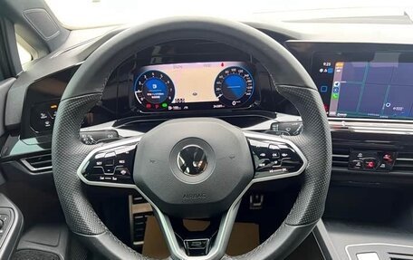 Volkswagen Golf VIII, 2023 год, 2 110 000 рублей, 7 фотография