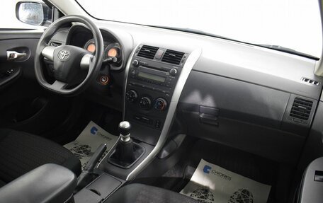 Toyota Corolla, 2011 год, 1 000 000 рублей, 12 фотография
