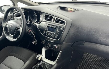 KIA cee'd III, 2013 год, 700 000 рублей, 12 фотография