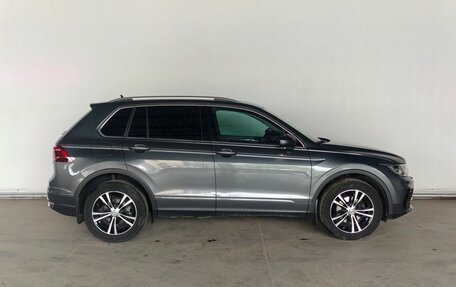 Volkswagen Tiguan II, 2021 год, 3 000 000 рублей, 8 фотография
