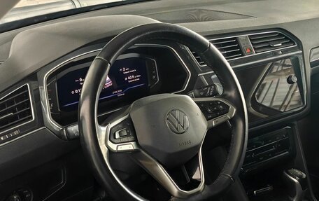 Volkswagen Tiguan II, 2021 год, 3 000 000 рублей, 12 фотография