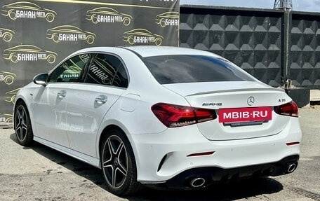 Mercedes-Benz A-Класс AMG, 2021 год, 3 699 000 рублей, 6 фотография