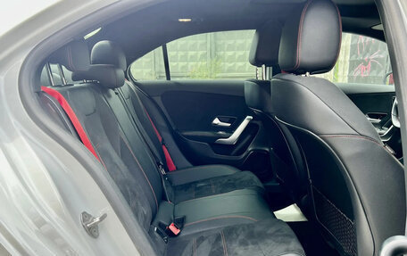 Mercedes-Benz A-Класс AMG, 2021 год, 3 699 000 рублей, 15 фотография