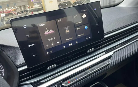 Geely Emgrand, 2023 год, 1 080 000 рублей, 5 фотография