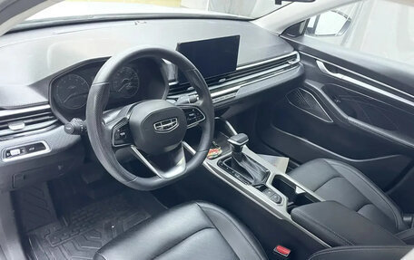 Geely Emgrand, 2023 год, 1 080 000 рублей, 10 фотография