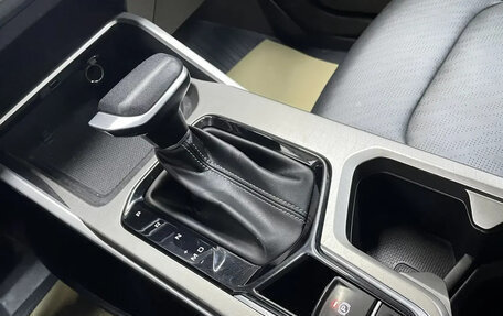 Geely Emgrand, 2023 год, 1 080 000 рублей, 9 фотография