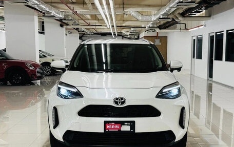 Toyota Yaris Cross, 2023 год, 1 490 000 рублей, 2 фотография