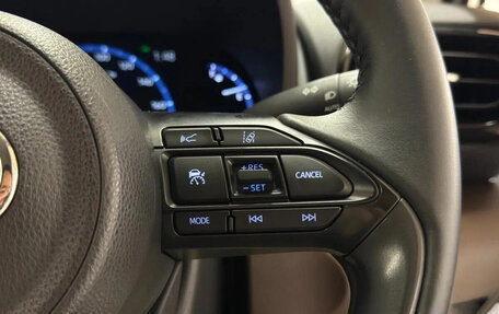 Toyota Yaris Cross, 2023 год, 1 490 000 рублей, 13 фотография