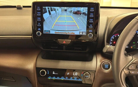 Toyota Yaris Cross, 2023 год, 1 490 000 рублей, 14 фотография