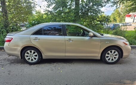 Toyota Camry, 2007 год, 970 000 рублей, 4 фотография