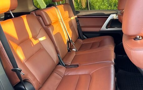Toyota Land Cruiser 200, 2015 год, 4 500 000 рублей, 13 фотография