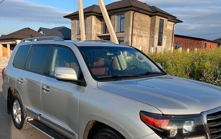 Toyota Land Cruiser 200, 2015 год, 4 500 000 рублей, 2 фотография