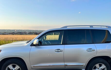 Toyota Land Cruiser 200, 2015 год, 4 500 000 рублей, 5 фотография
