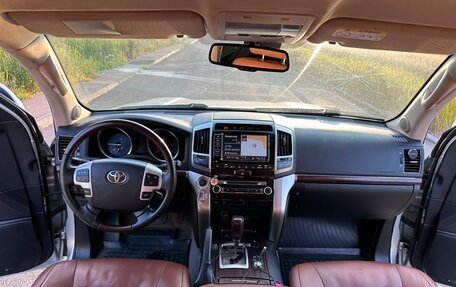 Toyota Land Cruiser 200, 2015 год, 4 500 000 рублей, 15 фотография