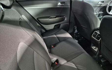 KIA Sportage IV рестайлинг, 2020 год, 2 350 000 рублей, 16 фотография
