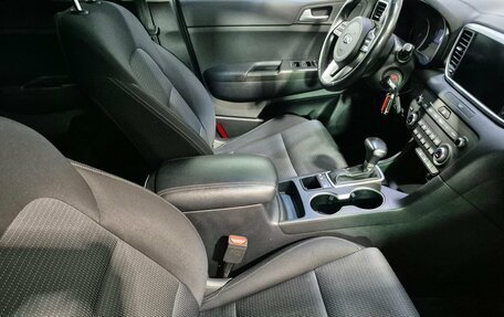 KIA Sportage IV рестайлинг, 2020 год, 2 350 000 рублей, 17 фотография