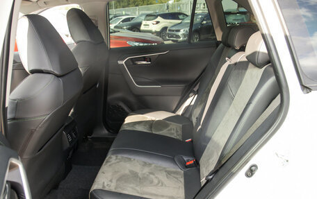 Toyota RAV4, 2025 год, 4 178 000 рублей, 9 фотография