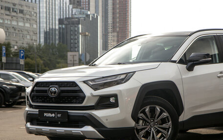 Toyota RAV4, 2025 год, 4 178 000 рублей, 15 фотография