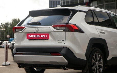 Toyota RAV4, 2025 год, 4 178 000 рублей, 16 фотография