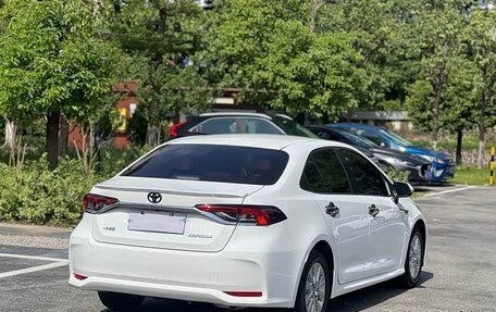 Toyota Corolla, 2022 год, 1 400 000 рублей, 6 фотография