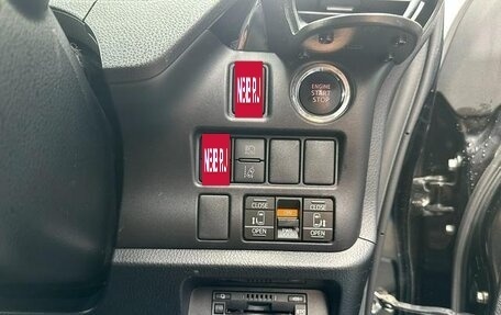 Toyota Noah III, 2021 год, 2 010 000 рублей, 13 фотография