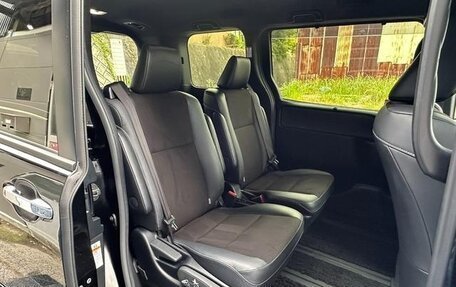 Toyota Noah III, 2021 год, 2 010 000 рублей, 27 фотография