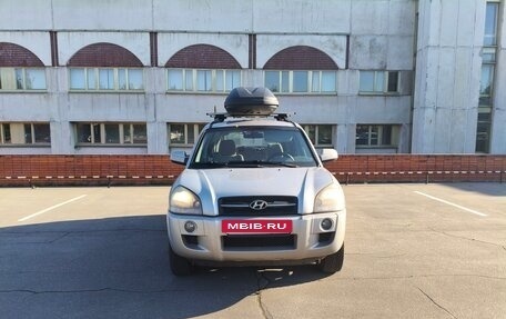 Hyundai Tucson III, 2005 год, 750 000 рублей, 2 фотография