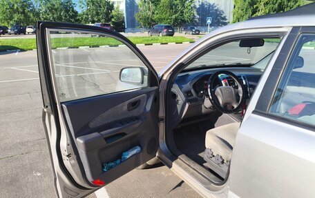 Hyundai Tucson III, 2005 год, 750 000 рублей, 12 фотография