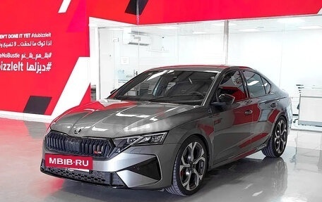 Skoda Octavia RS, 2025 год, 3 фотография