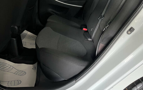 Hyundai Solaris II рестайлинг, 2013 год, 730 000 рублей, 12 фотография