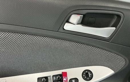 Hyundai Solaris II рестайлинг, 2013 год, 730 000 рублей, 14 фотография