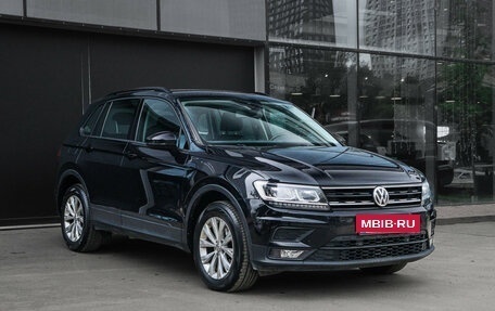 Volkswagen Tiguan II, 2019 год, 2 370 000 рублей, 3 фотография