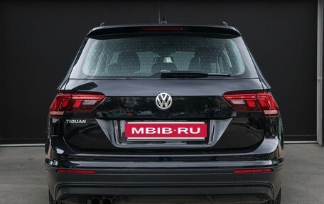 Volkswagen Tiguan II, 2019 год, 2 370 000 рублей, 5 фотография