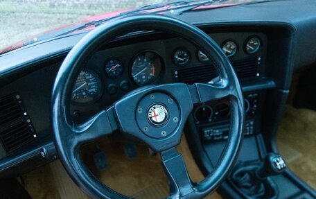 Alfa Romeo SZ, 1991 год, 12 000 000 рублей, 16 фотография