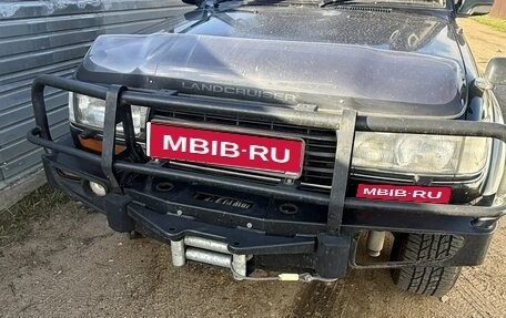 Toyota Land Cruiser 80 рестайлинг, 1996 год, 3 000 000 рублей, 1 фотография