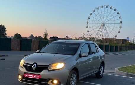 Renault Logan II, 2015 год, 600 000 рублей, 1 фотография