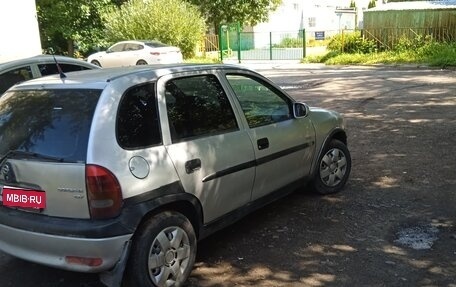 Opel Corsa B, 2000 год, 140 000 рублей, 1 фотография