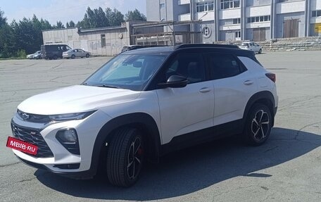 Chevrolet TrailBlazer, 2020 год, 2 250 000 рублей, 3 фотография