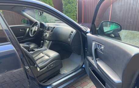 Infiniti FX I, 2007 год, 850 000 рублей, 11 фотография